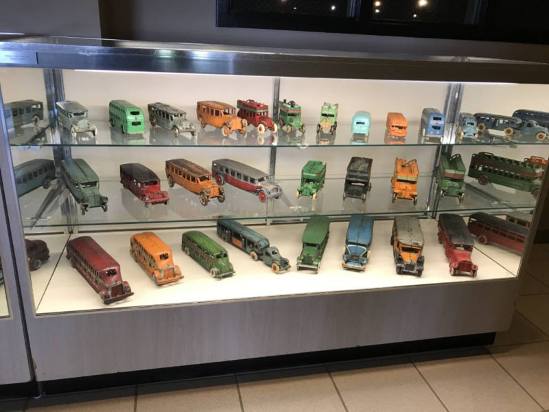 Diecast buses shop