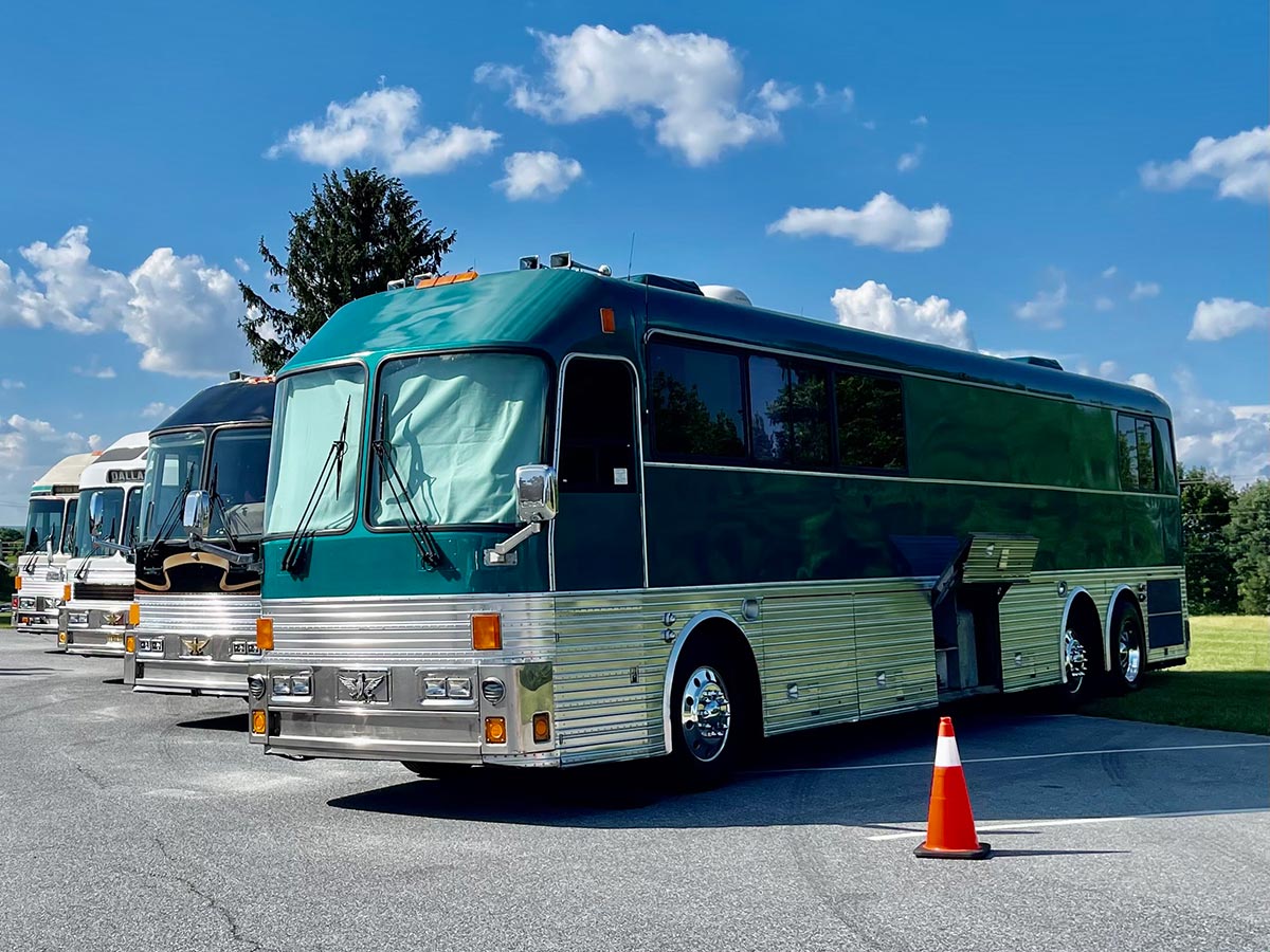 antique buses