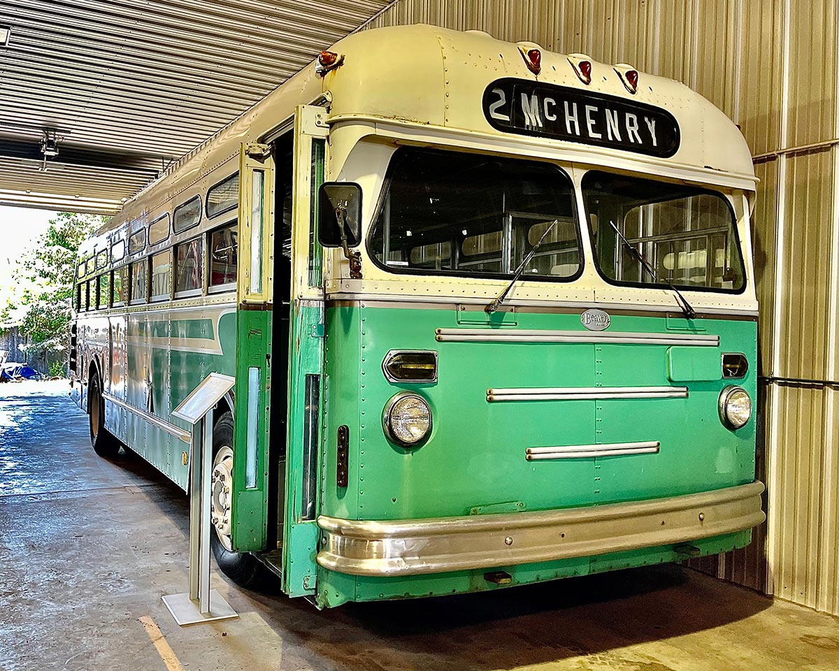 antique bus