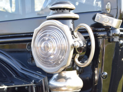 1914 Packard Limo headlight